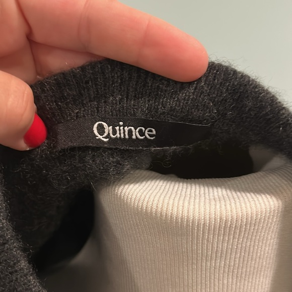 Quince Cashmere Sweater - Picture 2 of 4